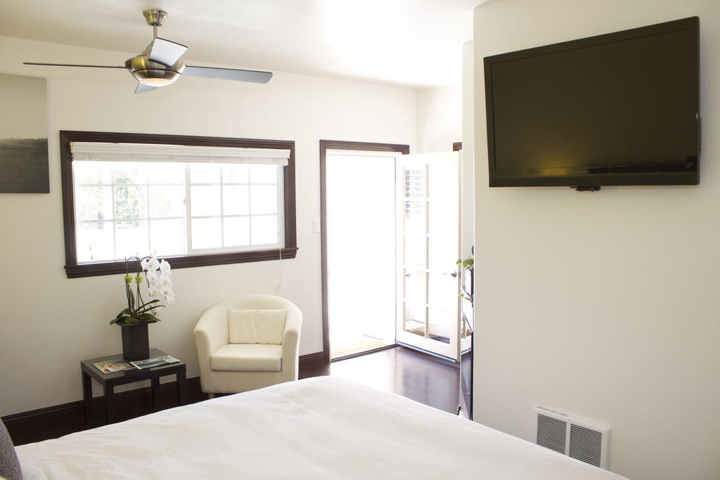 Malibu Country Inn Eksteriør billede