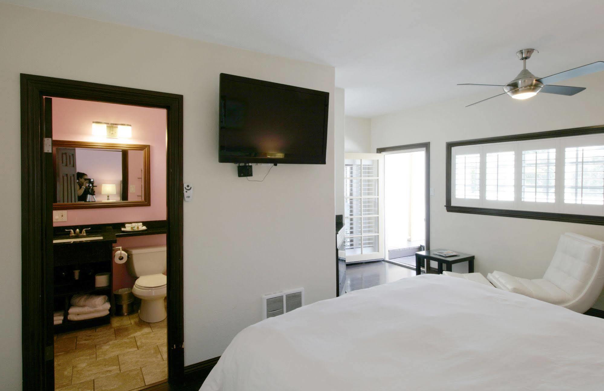 Malibu Country Inn Eksteriør billede